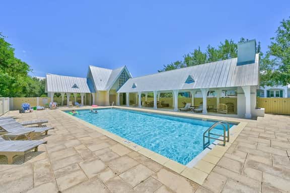 Willow Mist Retreat with Screened Porch & Pool - Image 2