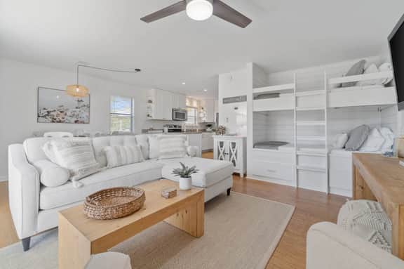 Sea Esta 30A Condo, Steps from Seagrove Beach - Image 4