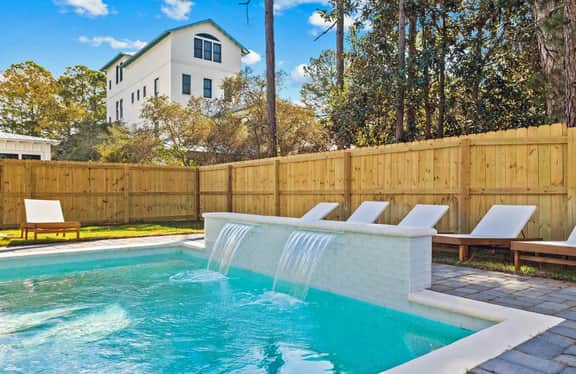 Seagrove Palace with Pool Waterfall, Walk to Beach - Image 2