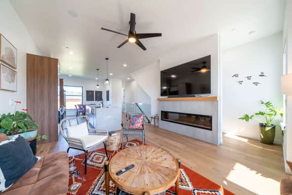 Eclectic Boho Townhome, Hot Tub, Waldport - Image 5