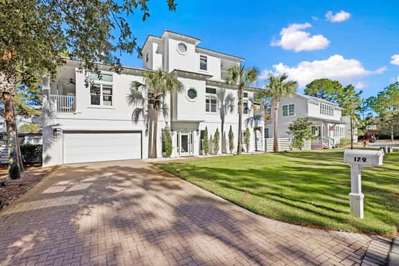 Santa Rosa Home with Private Pool, Near Beach - Image 5