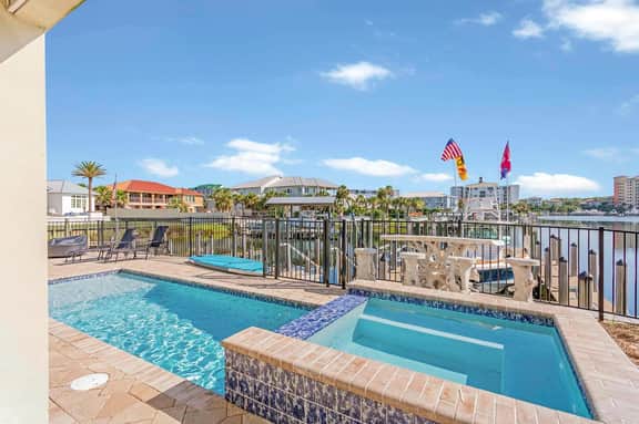 Sun Kissed Home with Boat Dock, Pool & Tiki Cruise - Image 5