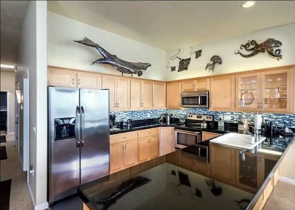 Captains Cove, Balcony, Sweeping Views & Pool - Image 5