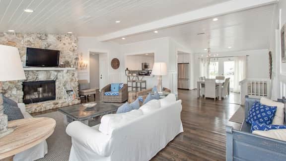 Sandy Chic Home with Oceanfront Deck & Fireplace - Image 5