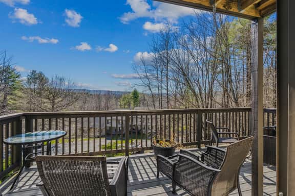 Condo with Fireplace, Sugar Hill - Image 3