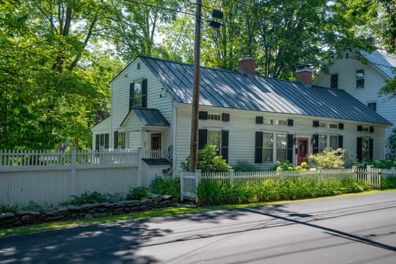 Historic Riverside Home with Sauna & Covered Porch - Image 5