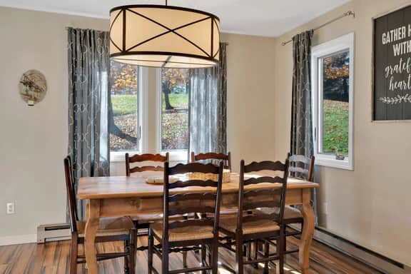 Lakeland Village Condo with Golf Course Views - Image 4
