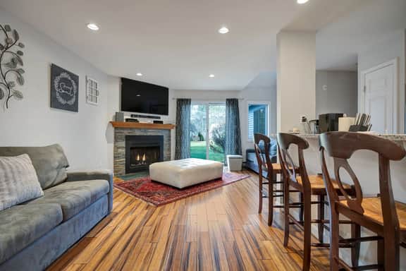 Lakeland Village Condo with Golf Course Views - Image 2
