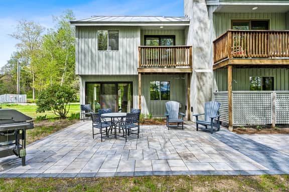 End-Unit Condo with Pool & Gym, Windsor Village - Image 3