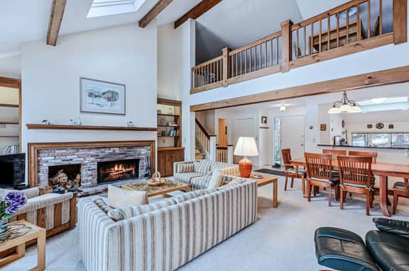 Townhome with Brick Fireplace & Loft, Landmark - Image 3