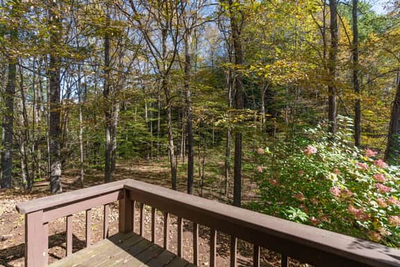 Modern Condo with Community Pool, Newton Village - Image 2