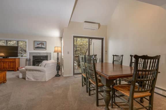 Modern Condo with Community Pool, Newton Village - Image 4