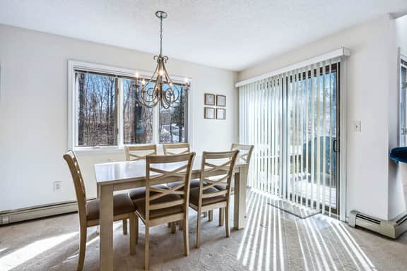 Condo with BBQ, Newton Village - Image 2