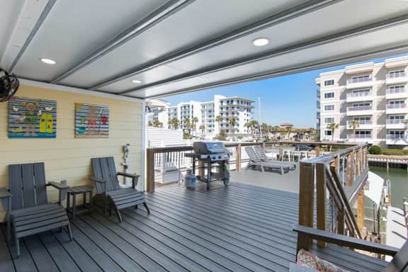 Harbor House with Hot Tub, Boat Dock & Beach Access - Image 4