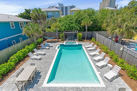 Utopia Estate with Saltwater Pool & Golf Cart - Image 5