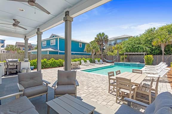 Utopia Estate with Saltwater Pool & Golf Cart - Image 3