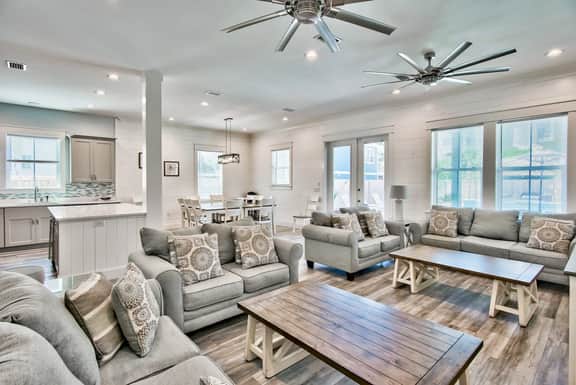 Utopia Estate with Saltwater Pool & Golf Cart - Image 4