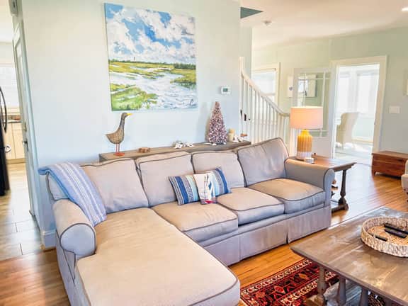 Blue Bay Home, Beachfront with Sunset Views - Image 5