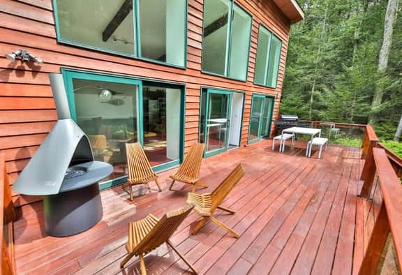Waterfall House with Cascading Falls & Forest Views - Image 4