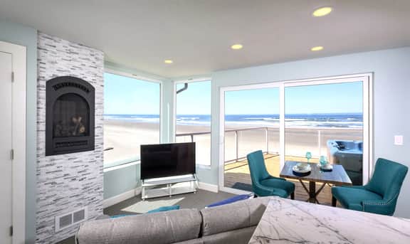 View Pointe Studio, Deck Hot Tub & Ocean Views - Image 5