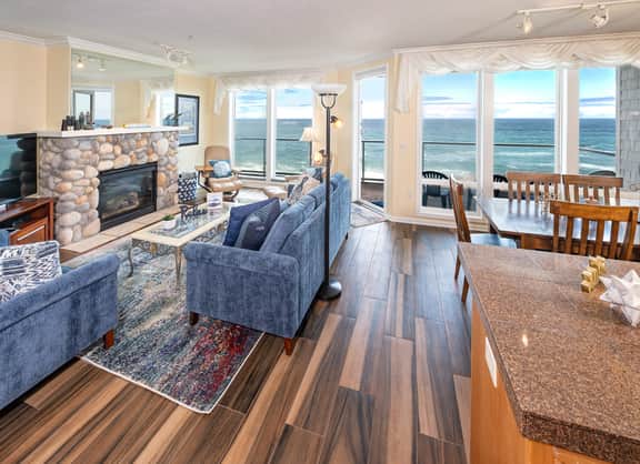 Whale Watch Condo, Oceanside Balcony & Pool - Image 2