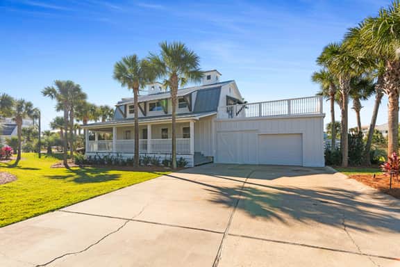 Holiday Isle Home, Pool, Balcony & Tiki Cruise - Image 5