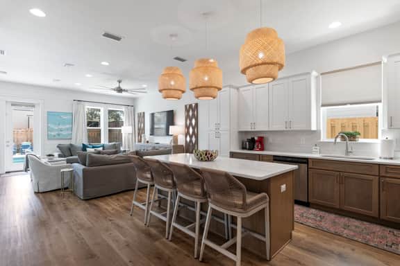 Miramar Beach Retreat, Pool, Hot Tub & Game Rooms - Image 2