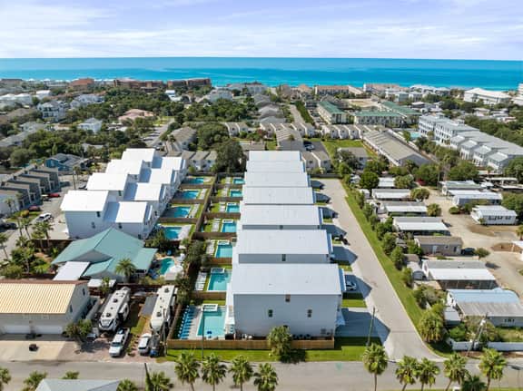 Miramar Beach Retreat, Pool, Hot Tub & Game Rooms - Image 5