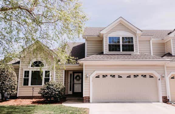 Bubbles Up Home, Fireplace & Bay Creek Access - Image 2