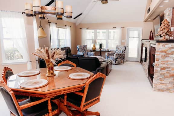 Bubbles Up Home, Fireplace & Bay Creek Access - Image 4