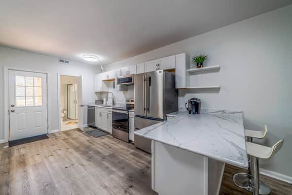 Orange Crush Townhome II, Beach & Pet-Friendly - Image 5