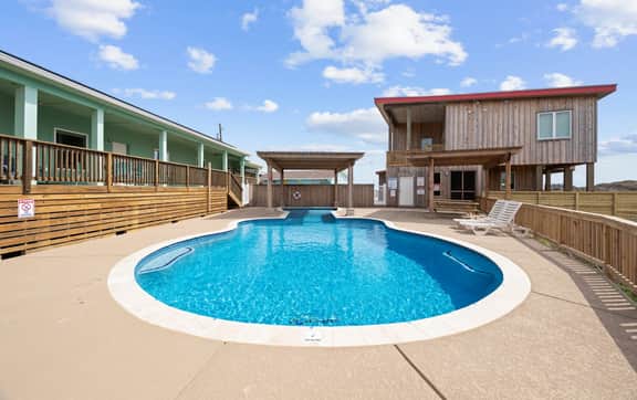 Driftwood Beachfront Home with Pool & Golf Cart - Image 2