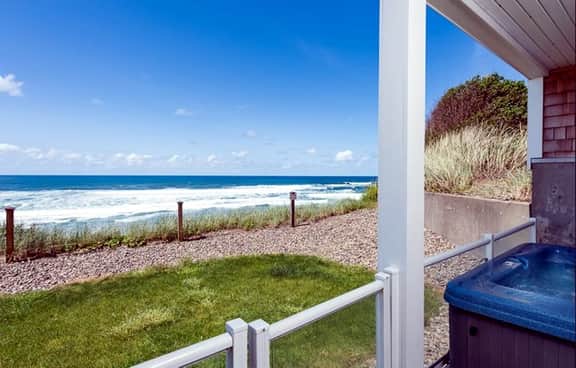 Flying Kites Condo, Ocean Views, Pool & Hot Tub - Image 2