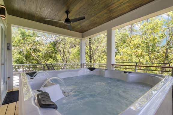 Ebb & Flow, 30A Cottage with Hot Tub & Pool - Image 4