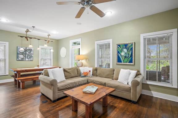 Magnolia Beach Cottage with Pool & Screened Porch - Image 3