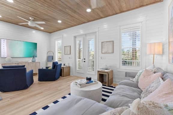 Reel McCoy, Seagrove Home with Hot Tub & Fire Pit - Image 4