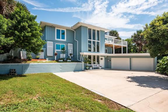Crescent Beach Home, Ocean Views & Game Room - Image 2
