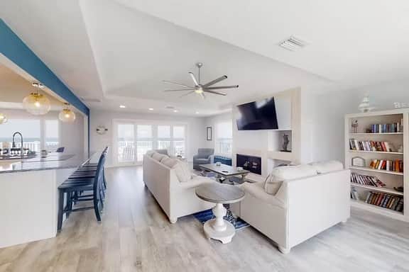 Crescent Beach Home, Ocean Views & Game Room - Image 4