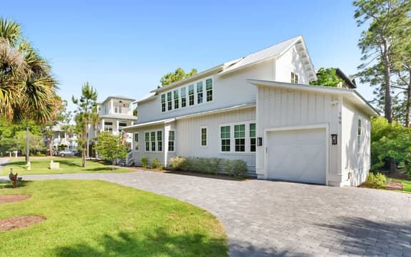 Santa Rosa Home with Gourmet Kitchen & Pool Access - Image 1