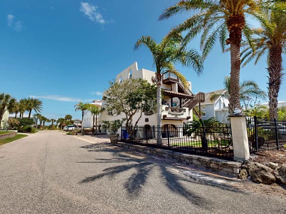 Del Mar Home with Rooftop Deck & Ocean Views - Image 1