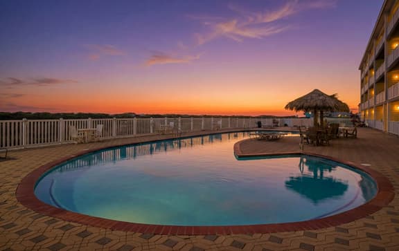 Gulf'n My Life Away, Beachfront Condo & Pool - Image 1