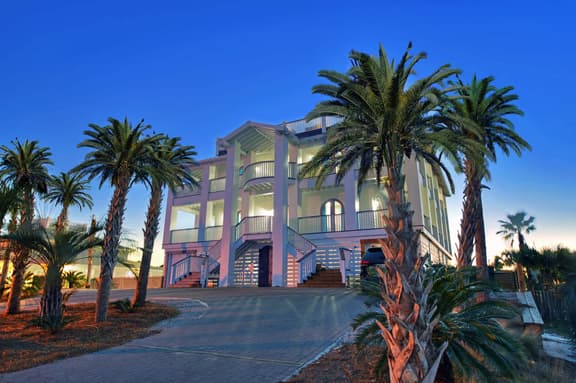Holiday Isle Home with Heated Pool & Tiki Cruise - Image 1