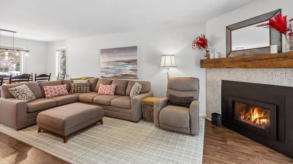 Condo, Fireplace & Hillside Views, Lakeland Village - Image 1