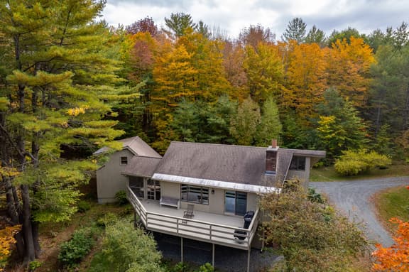 Top of the Hill House with Hot Tub & Game Room - Image 1