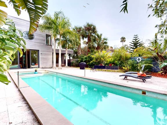 Waterscape Home with Sky Deck, Pool & Spa - Image 1