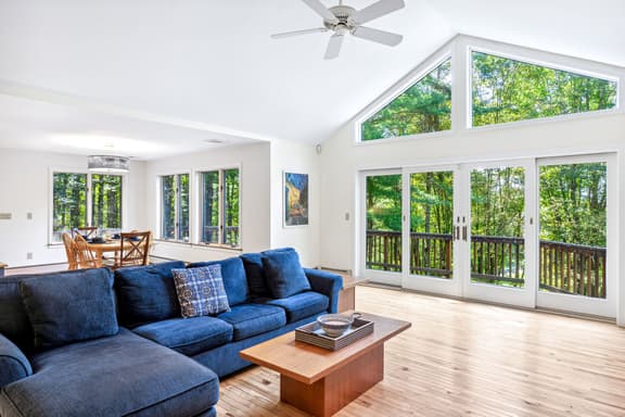 Highland Ridge House with Game Room & Large Deck - Image 1