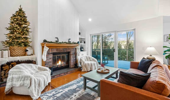 Condo with Panoramic Views & Pool, Deere Run - Image 1