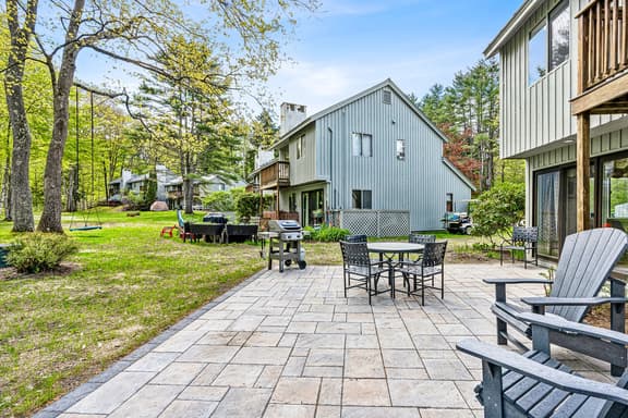 End-Unit Condo with Pool & Gym, Windsor Village - Image 1
