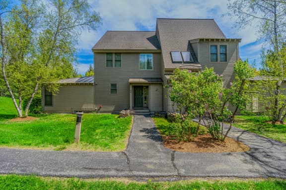 Condo with Pool, Newton Village, Pet-Friendly - Image 1