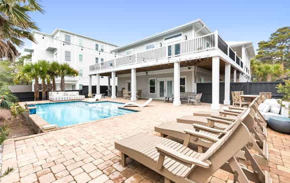 Santa Rosa Home with Pool, Deck & Beach Access - Image 1